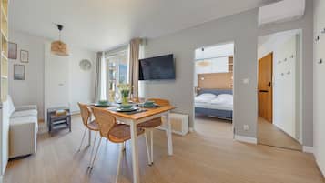 Apartment (B 4 Ostoja) | Wohnbereich | Flachbildfernseher
