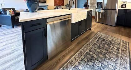 New! Charming 1-Bedroom ADU Near Downtown Sequim