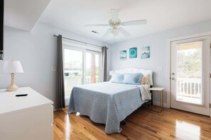 9 bedrooms, WiFi, bed sheets