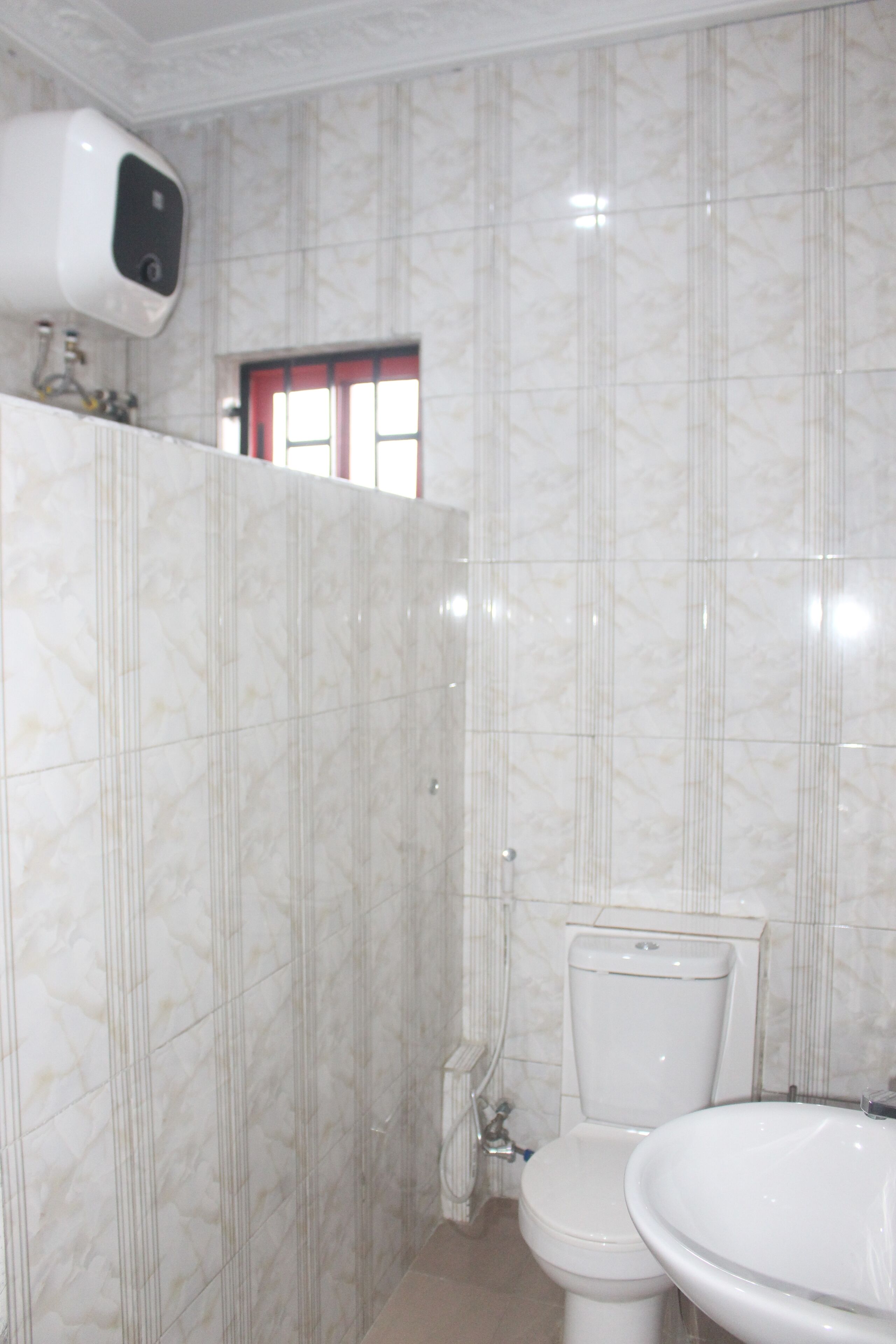 Free toiletries, towels, soap, toilet paper