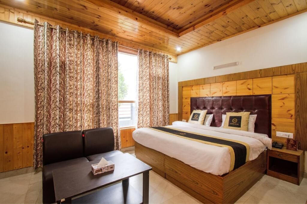 In-room safe, iron/ironing board, free WiFi, bed sheets