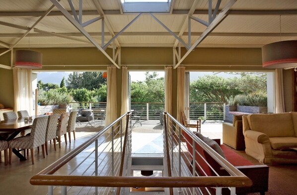 Deluxe House, Garden View | Living area | Flat-screen TV - The Library (Franschhoek)