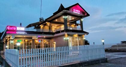 Hotel Alchemy Bistro & Inn