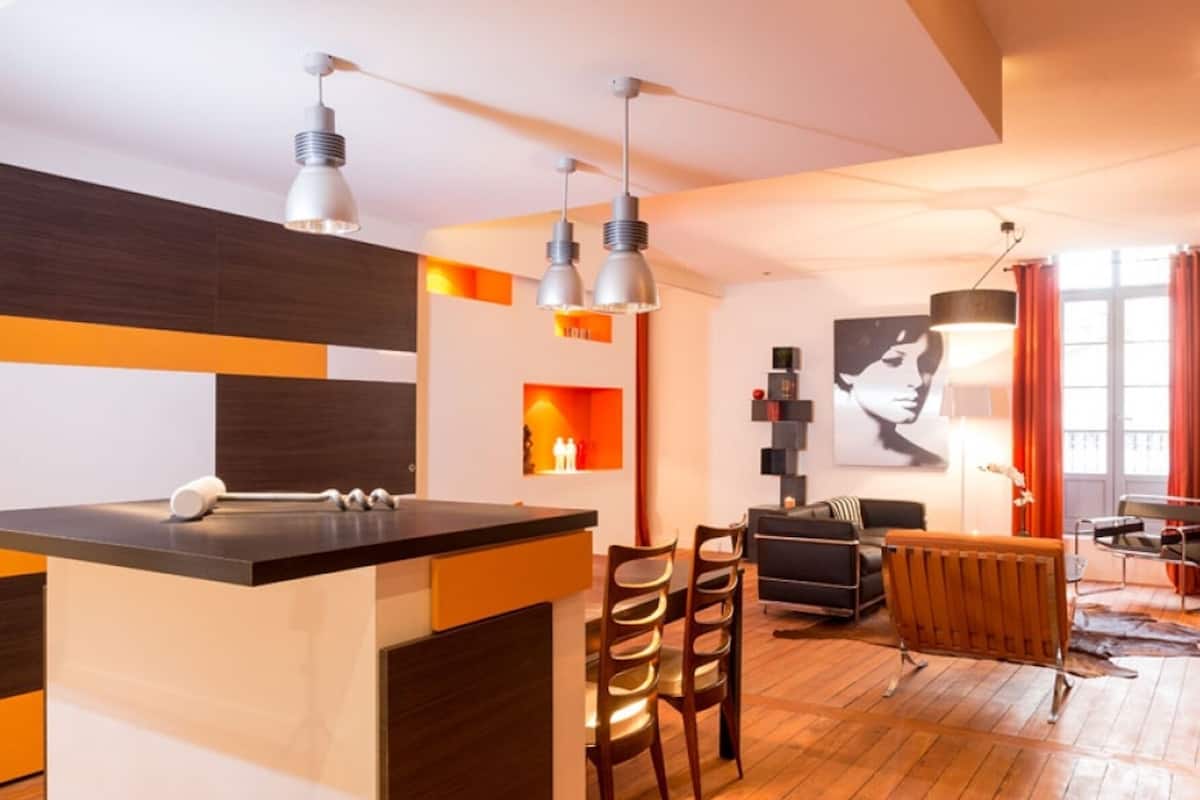 Design Apartment, 2 Bedrooms, Non Smoking | Private kitchen | Fridge, microwave, oven, stovetop
