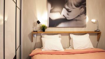 Business Apartment, 2 Bedrooms, Kitchen | 2 bedrooms, premium bedding, individually furnished, desk