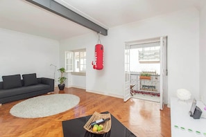 Interior - Charming Apartment in the Castle (Lisbon)