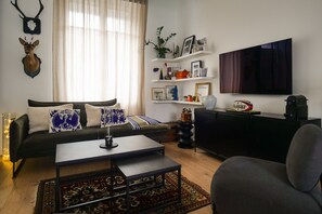 TV, books