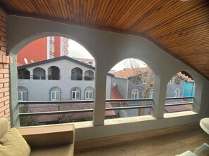 In-room safe, desk, laptop workspace, blackout curtains - Divine Beach Kumburgaz (Istanbul)