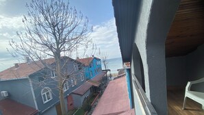 Deluxe Double Room, Balcony, City View | Terrace/patio - Divine Beach Kumburgaz (Istanbul)