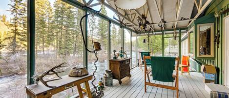 House (2 Bedrooms) | Interior