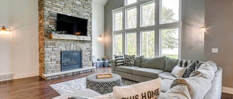 House (5 Bedrooms) | Front of property