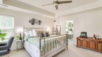 House (5 Bedrooms) | Interior