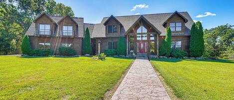 House (5 Bedrooms) | Front of property