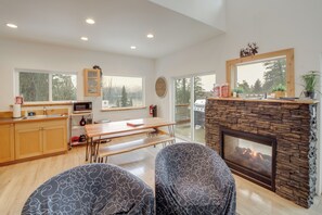 House (3 Bedrooms) | Interior - Lake Wenatchee Getaway w/ Water & Mountain Views! (Leavenworth)