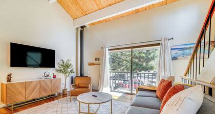 5 Mi to Northstar Skiing: 'bear Den' Home w/ Decks