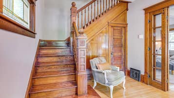 Rumah (4 Bedrooms) | Interior