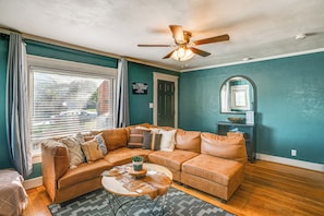 House (2 Bedrooms) | Interior