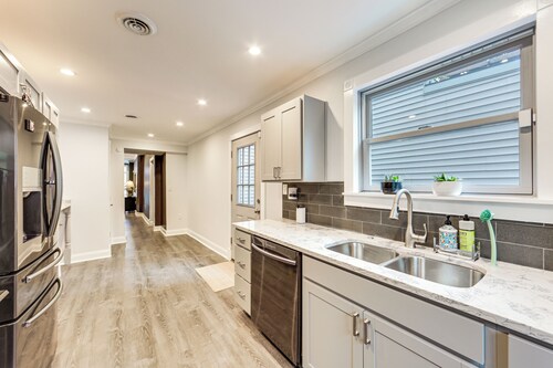 1 Mi to Dtwn: Walkable Gem in Pittsburgh