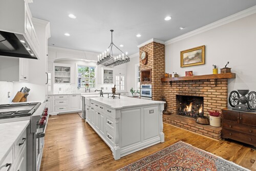 Above Nashville Franklin Heritage House| Walking Distance| Historic IServices