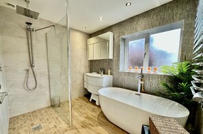 Hair dryer, towels, soap, shampoo