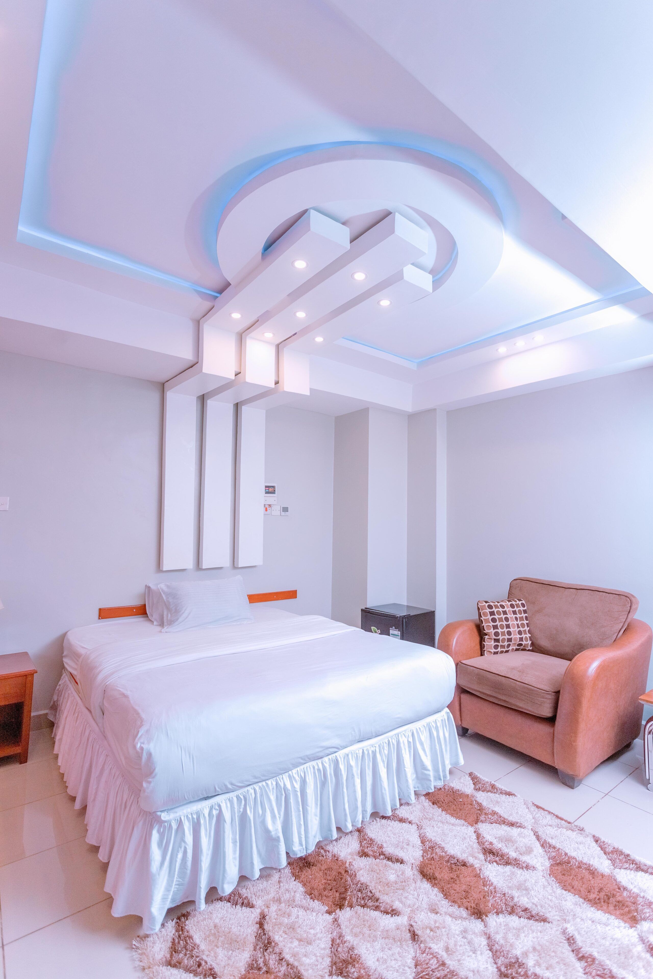 Skrivebord og wi-fi (inkludert)