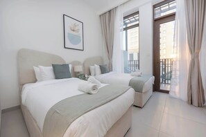 3 bedrooms, desk, iron/ironing board, WiFi