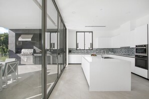 6 bedrooms