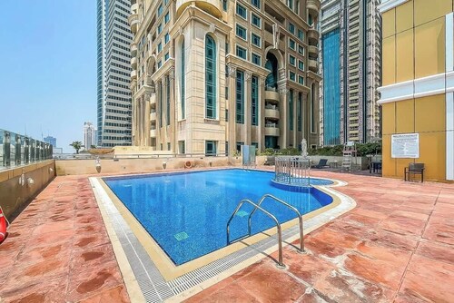 StayShort - Spacious 1-Bedroom at Elite Tower in Dubai Marina, Near to to Beach