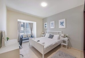 1 غرفة نوم ومكواة/لوح كي وواي فاي وملاءات أسرّة