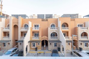 Exterior - StayShort - Cozy 1-Bedroom Apartment in Summer Residences, JVC (Dubai)