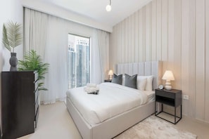 1 bedroom, desk, iron/ironing board, WiFi