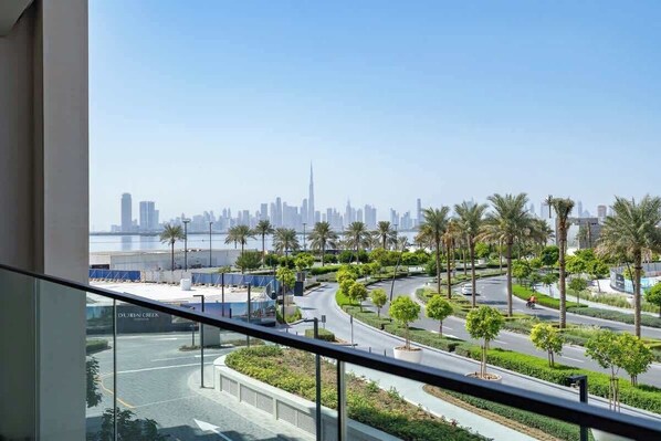 Property grounds - StayShort - Bright & Elegant 2BR in Creek Harbour! (Dubai)