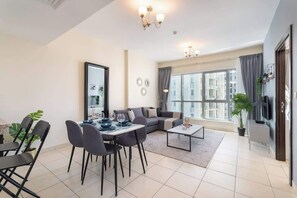 TV - StayShort - Refined 1BR Retreat in The Point Tower - Marina! (Marina/JBR)