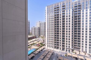 Exterior - StayShort - Chic 1BR Flat, Stunning Views in Dubai Hills (Dubai Hills)