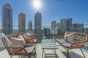 Property grounds - StayShort - Stunning 1-Bedroom with Sea View in Dubai Marina! (Marina/JBR)