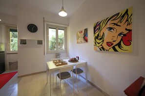 تناول الطعام