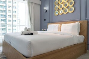 1 bedroom, iron/ironing board, WiFi - StayShort - Artistic 1-Bedroom Apartment perfect for couple at Mayfair Tower, Bu (Downtown/Business Bay)