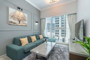 TV - StayShort - Artistic 1-Bedroom Apartment perfect for couple at Mayfair Tower, Bu (Downtown/Business Bay)