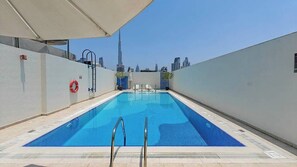 Pool - StayShort - Artistic 1-Bedroom Apartment perfect for couple at Mayfair Tower, Bu (Downtown/Business Bay)