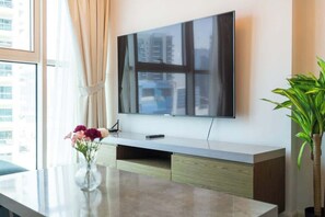 Interior - StayShort - Artistic 1-Bedroom Apartment perfect for couple at Mayfair Tower, Bu (Downtown/Business Bay)