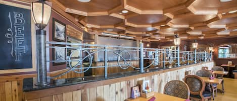 Villa, 3 habitaciones | Restaurantes