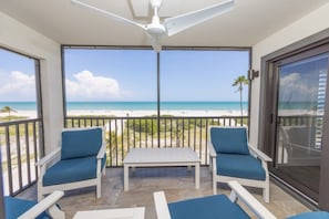Condo, 2 Bedrooms | Interior