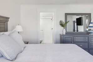 Condo, 2 Bedrooms | 2 bedrooms, free WiFi - Pelicans Roost 307 2 Bedroom Condo (Sanibel)