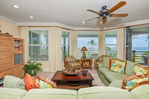Condo, 3 Bedrooms | Living area - 1640 Lands End 3 Bedroom Condo (Captiva)