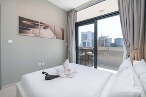 1 bedroom, desk, iron/ironing board, WiFi - StayShort - Stylish 1-Bedroom Apartment with Stunning Canal Views at Business Bay! (Downtown/Business Bay)