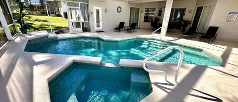 House, 5 Bedrooms | Pool