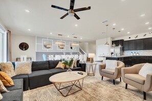 Villa, Multiple Bedrooms | Living area