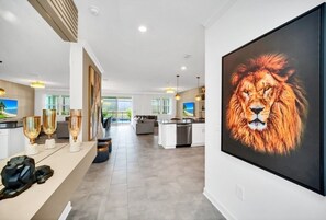 บ้านพัก, หลายห้องนอน | ภายใน