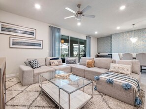 Villa, Mehrere Schlafzimmer | Wohnbereich