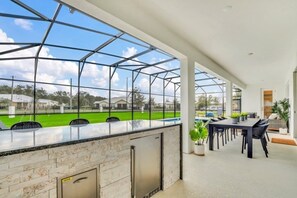 Villa, Birden Çok Yatak Odası | Yemek sevisi